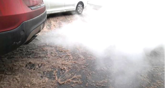 Фото 5. Диагностика автомобиля на наличие «сизого дыма».