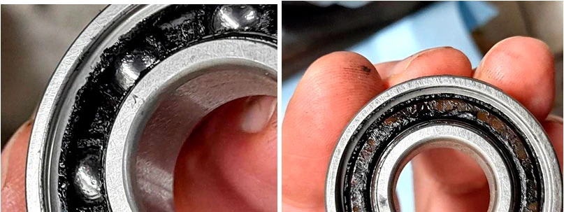 Фото 17,18. Наложения грязной смазки (чёрного цвета)  на сепараторе подшипника, между внешним и внутренним кольцом